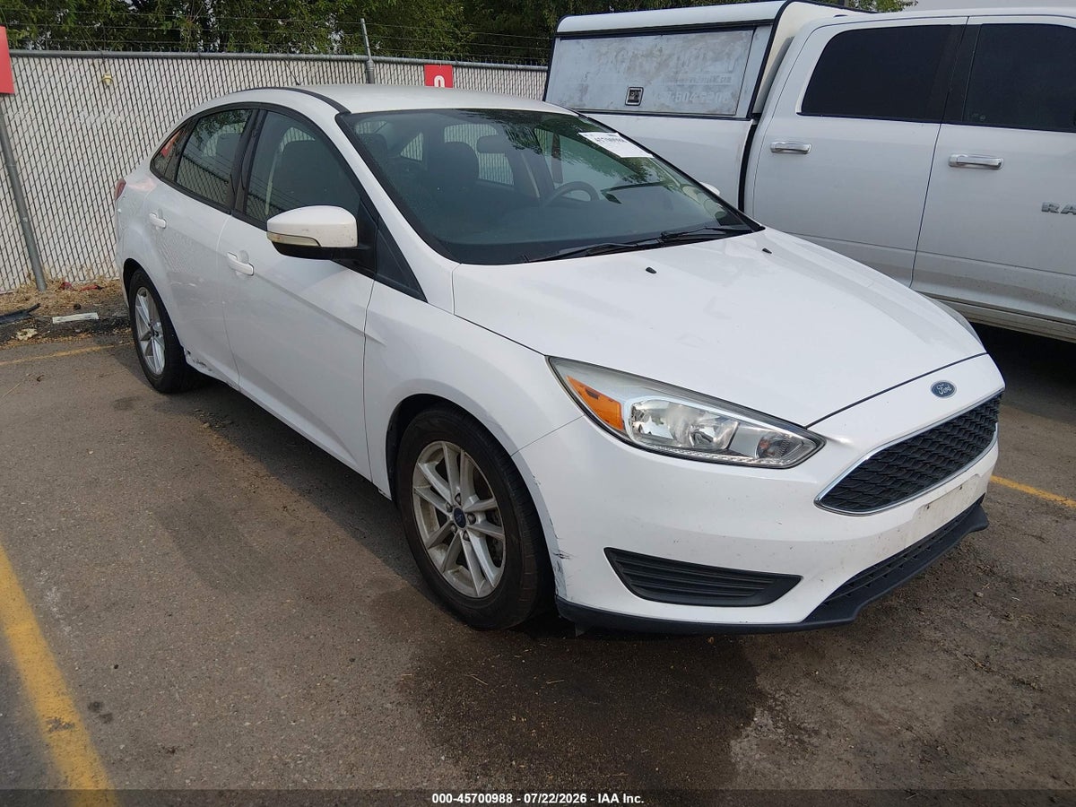 2015 FORD FOCUS SE