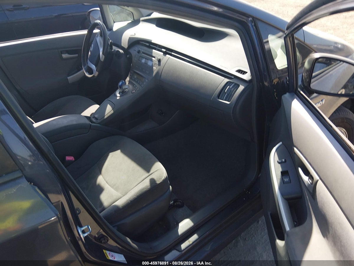2011 TOYOTA PRIUS TWO — снимка 5