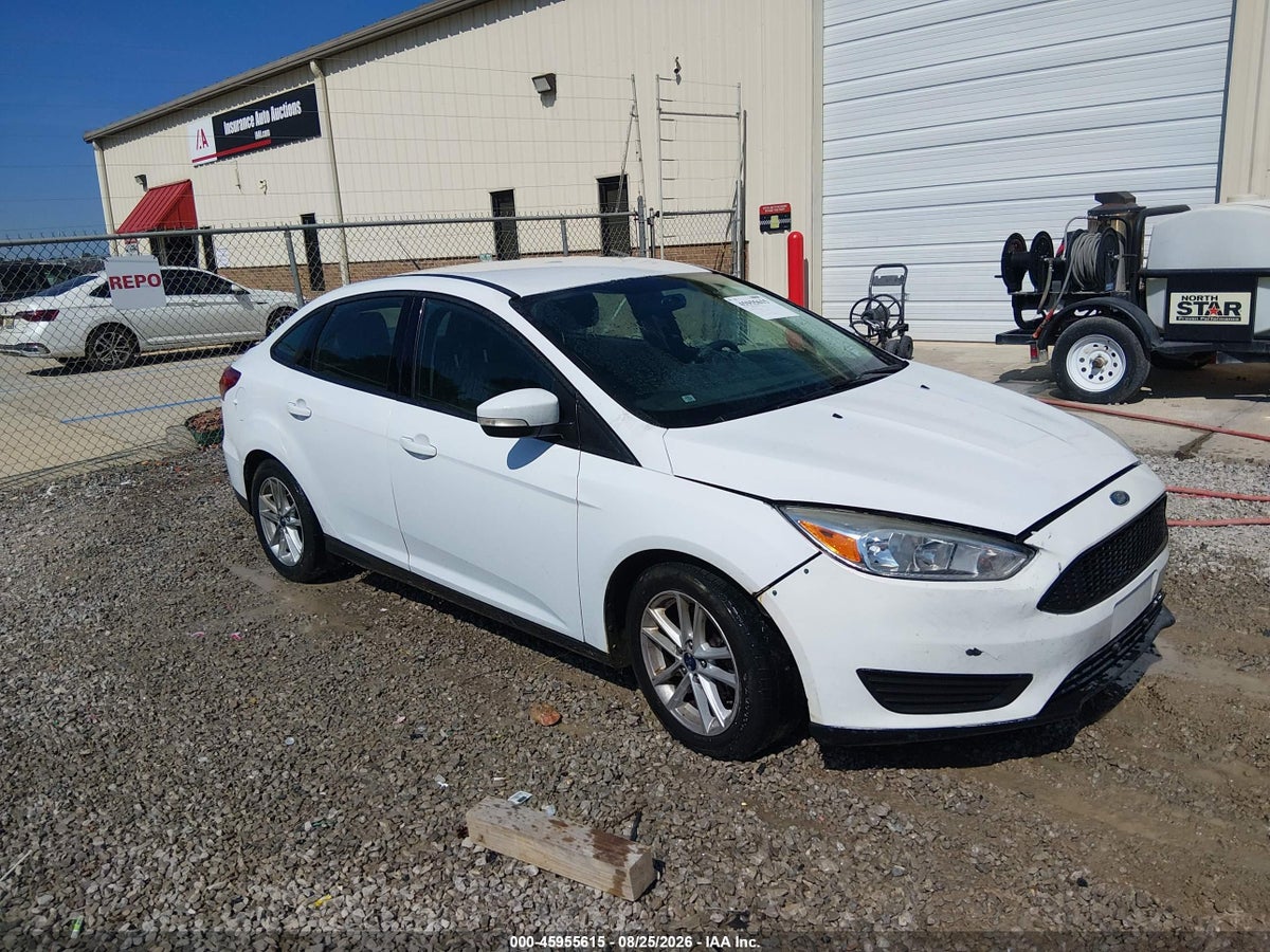 2017 FORD FOCUS SE