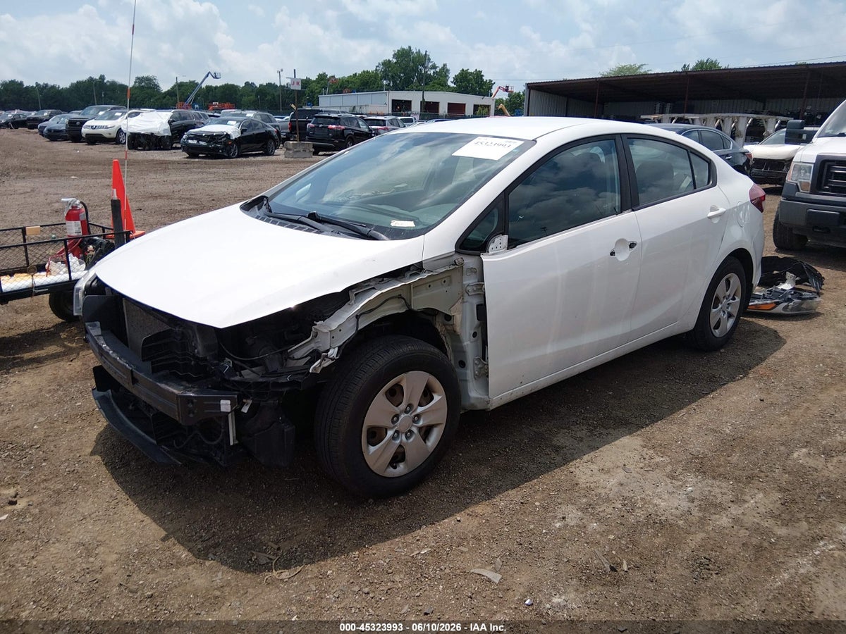 2017 KIA FORTE LX — снимка 2