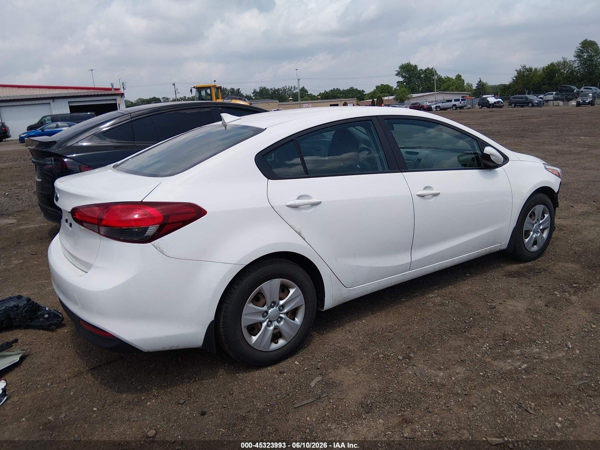 2017 KIA FORTE LX — снимка 4