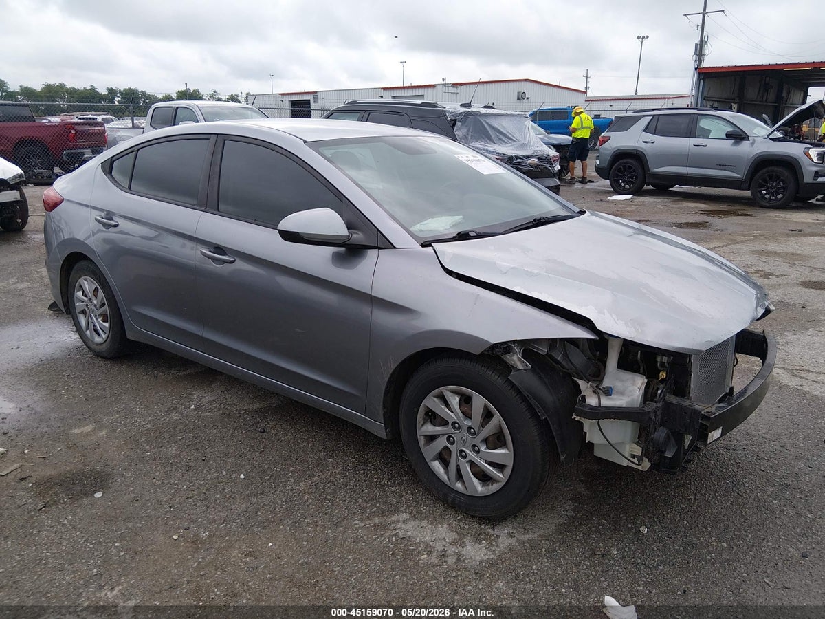2017 HYUNDAI ELANTRA SE