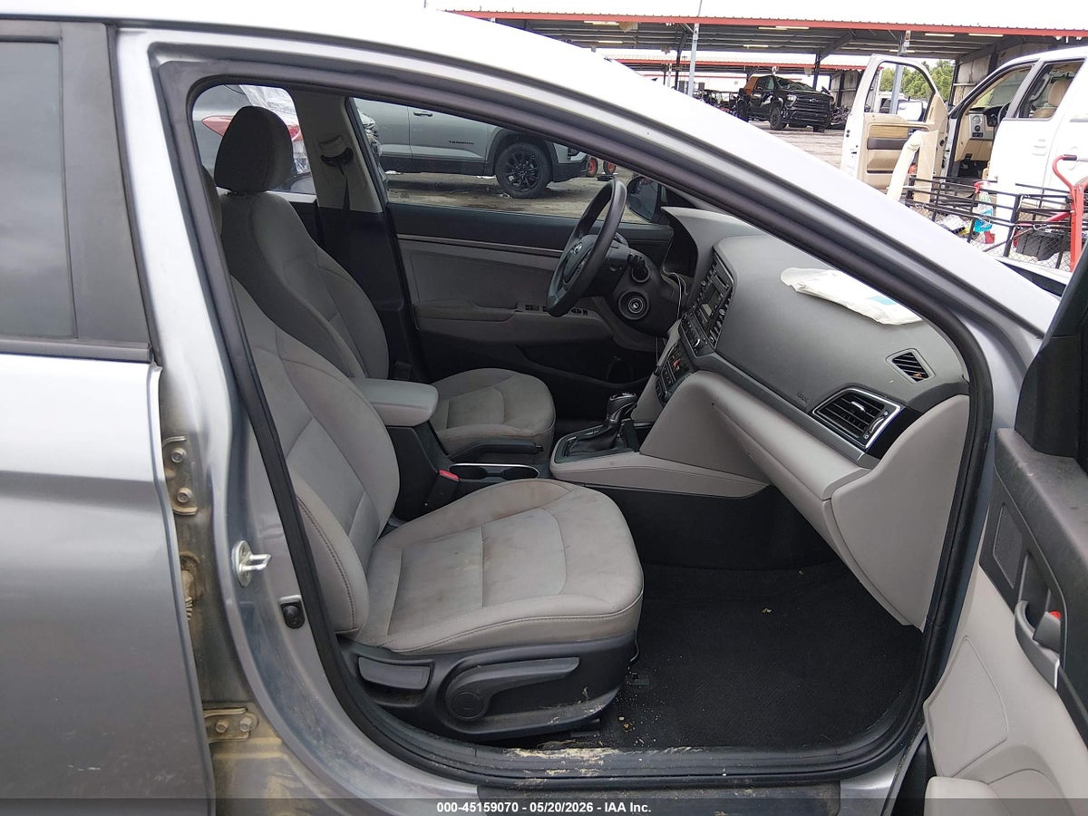 2017 HYUNDAI ELANTRA SE — снимка 5