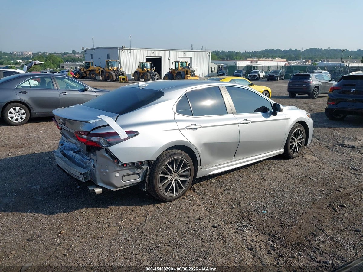 2021 TOYOTA CAMRY SE — снимка 4