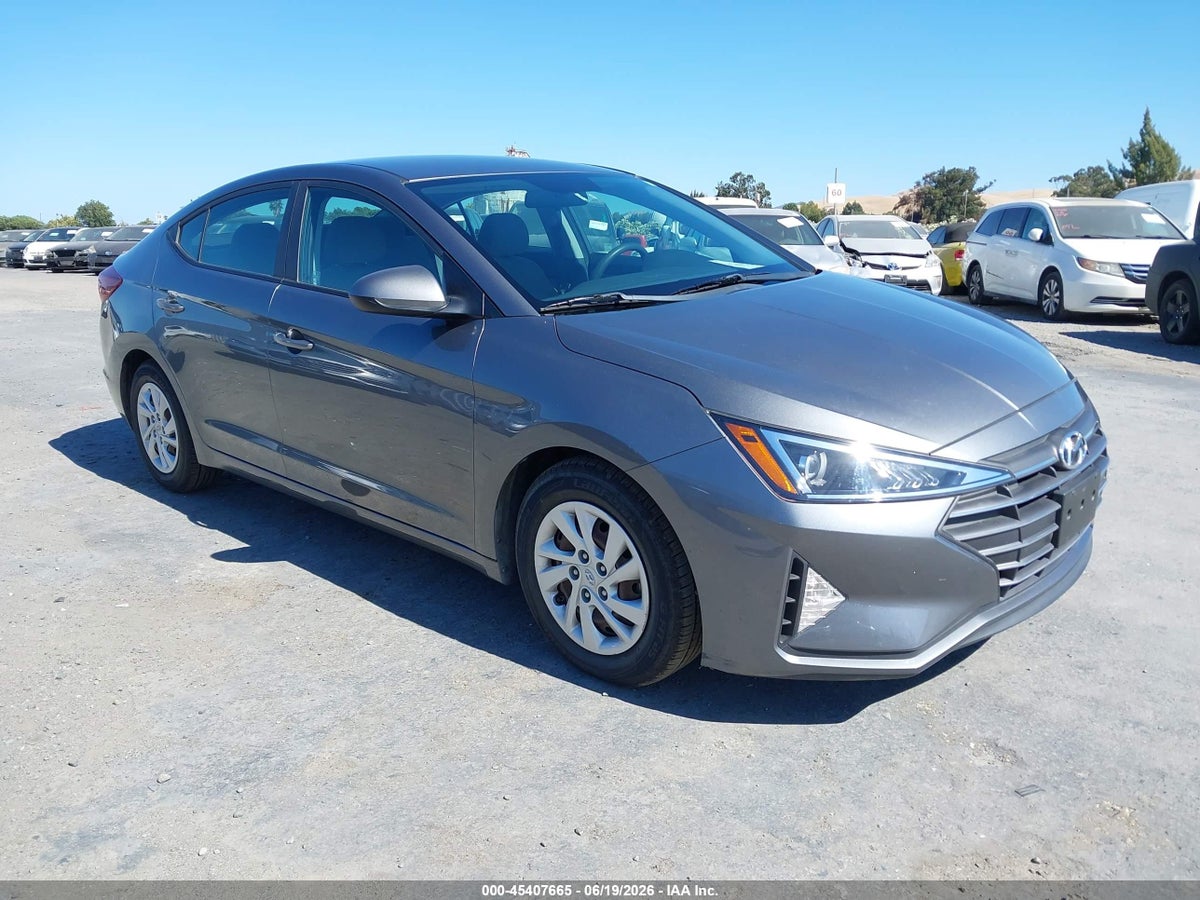 2019 HYUNDAI ELANTRA SE