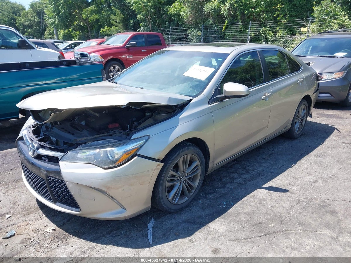 2017 TOYOTA CAMRY SE — снимка 2