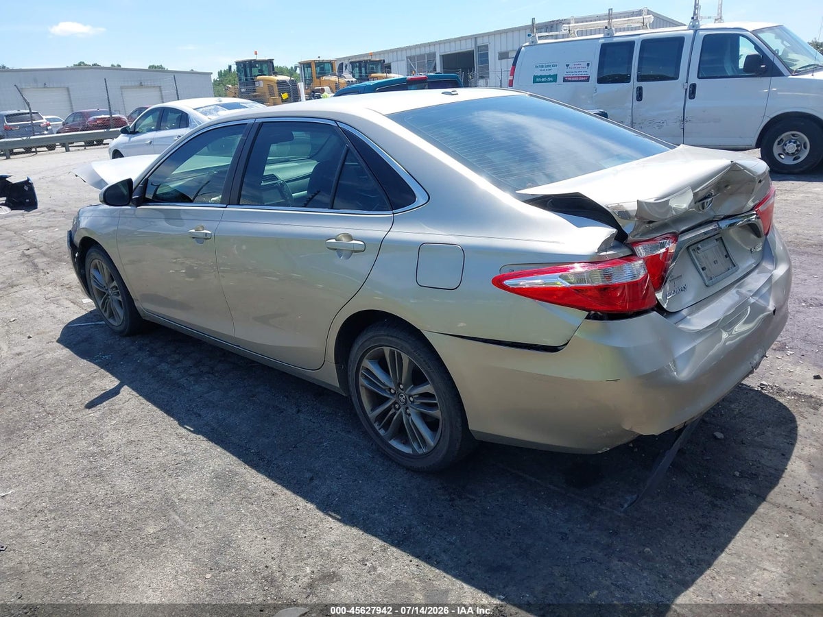 2017 TOYOTA CAMRY SE — снимка 3