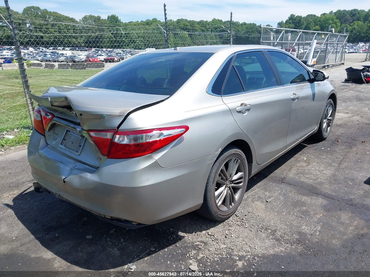 2017 TOYOTA CAMRY SE — снимка 4