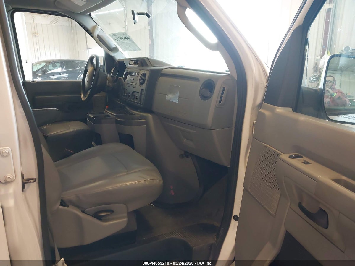 2012 FORD E-350 SUPER DUTY XL — снимка 5