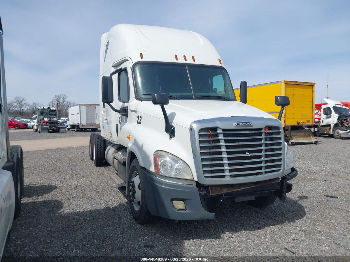 2014 FREIGHTLINER CASCADIA 125
