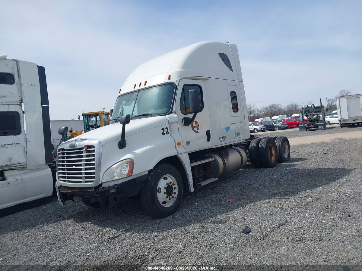 2014 FREIGHTLINER CASCADIA 125 — снимка 2