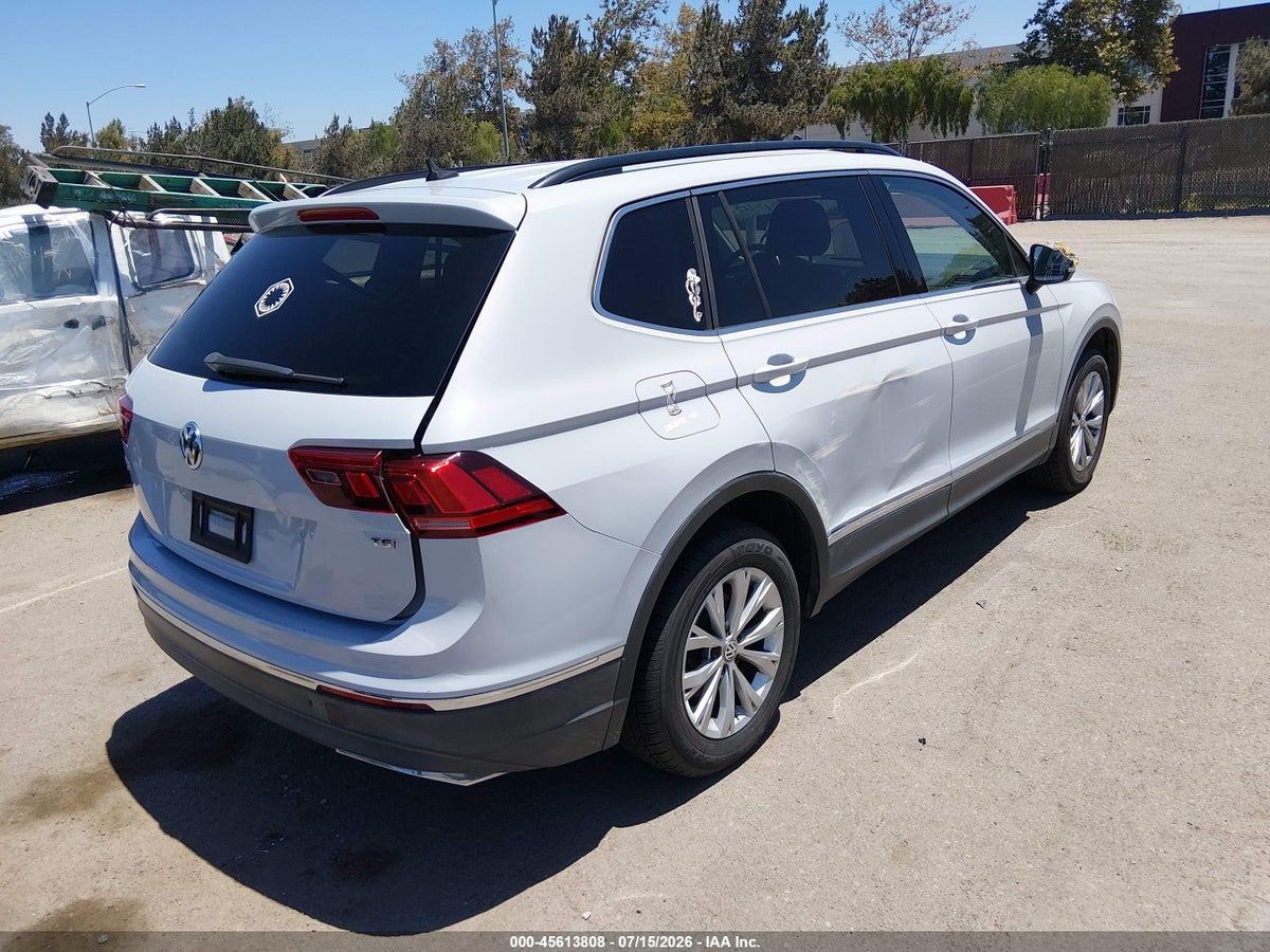 2018 VOLKSWAGEN TIGUAN 2.0T SE/2.0T SEL — снимка 4