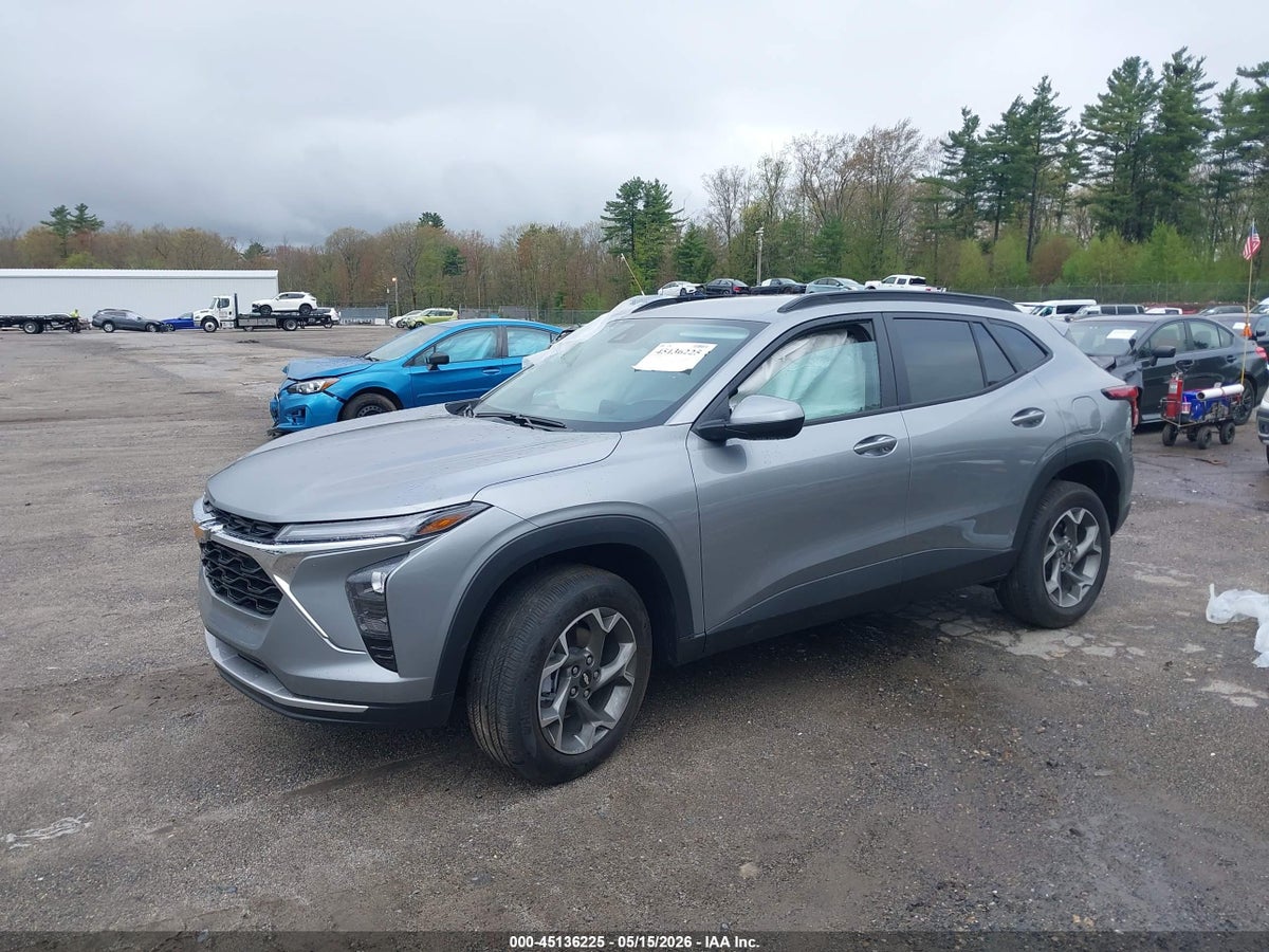 2026 CHEVROLET TRAX FWD LT — снимка 2