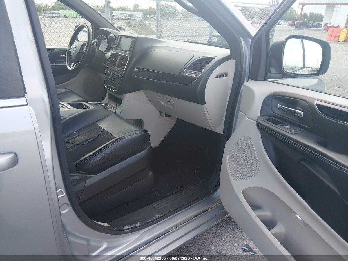 2019 DODGE GRAND CARAVAN SXT — снимка 5