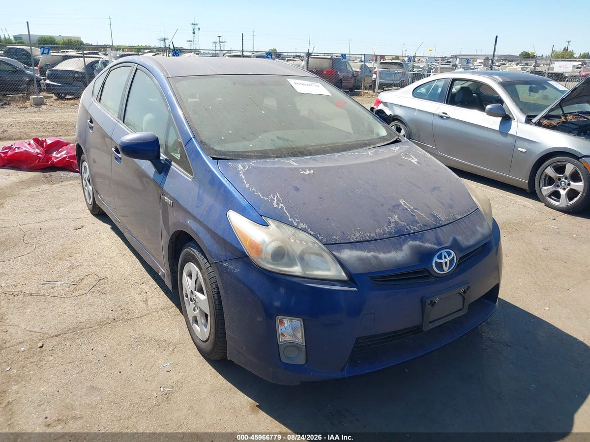 2011 TOYOTA PRIUS THREE