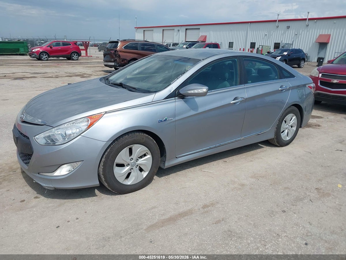 2015 HYUNDAI SONATA HYBRID — снимка 2