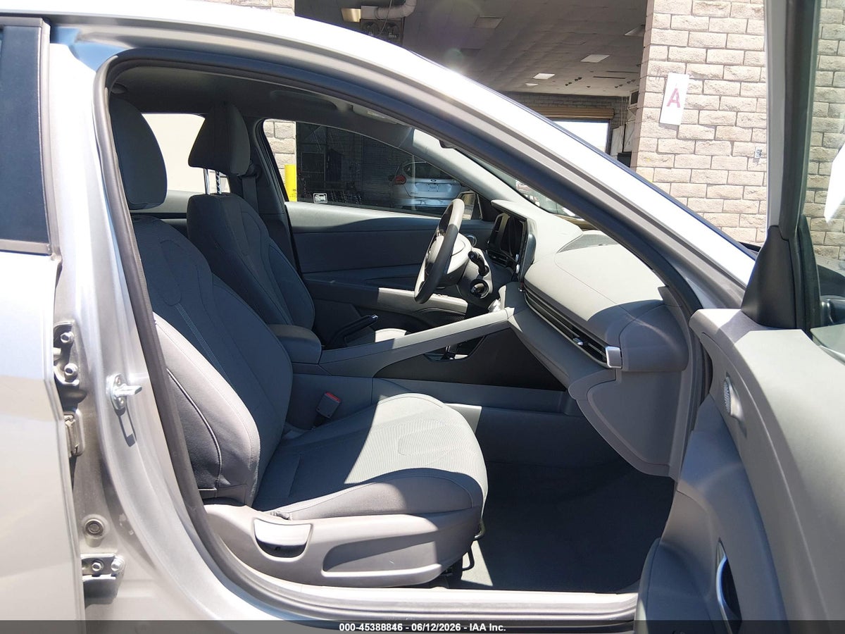 2021 HYUNDAI ELANTRA SE — снимка 5