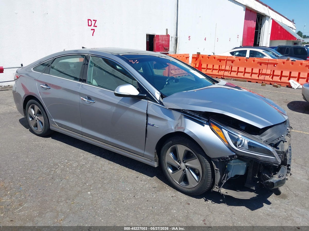 2016 HYUNDAI SONATA HYBRID LIMITED