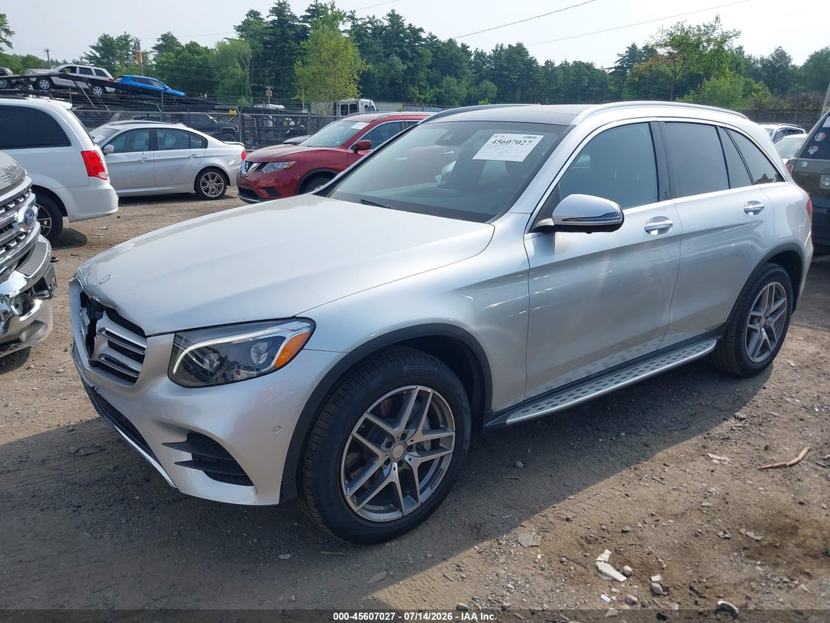 2016 MERCEDES-BENZ GLC 300 4MATIC — снимка 2