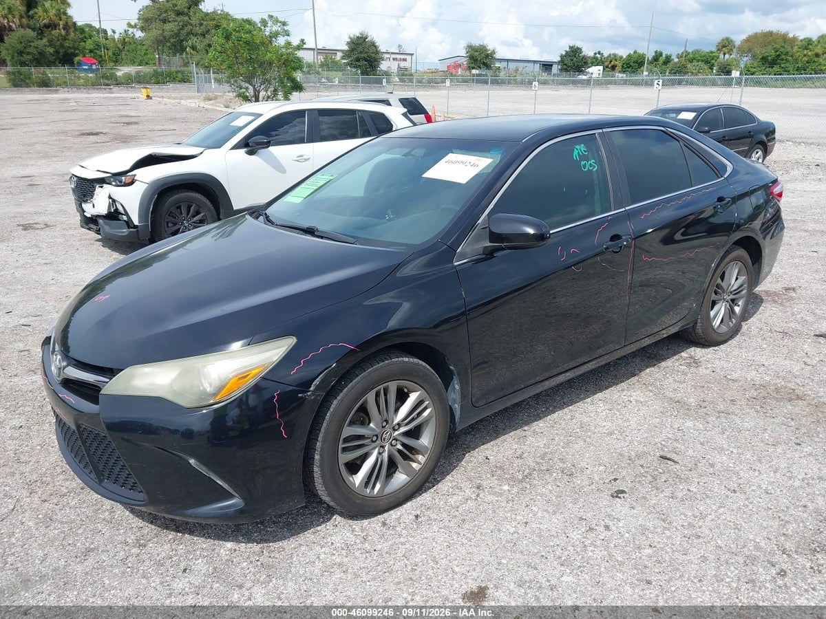 2015 TOYOTA CAMRY SE — снимка 2