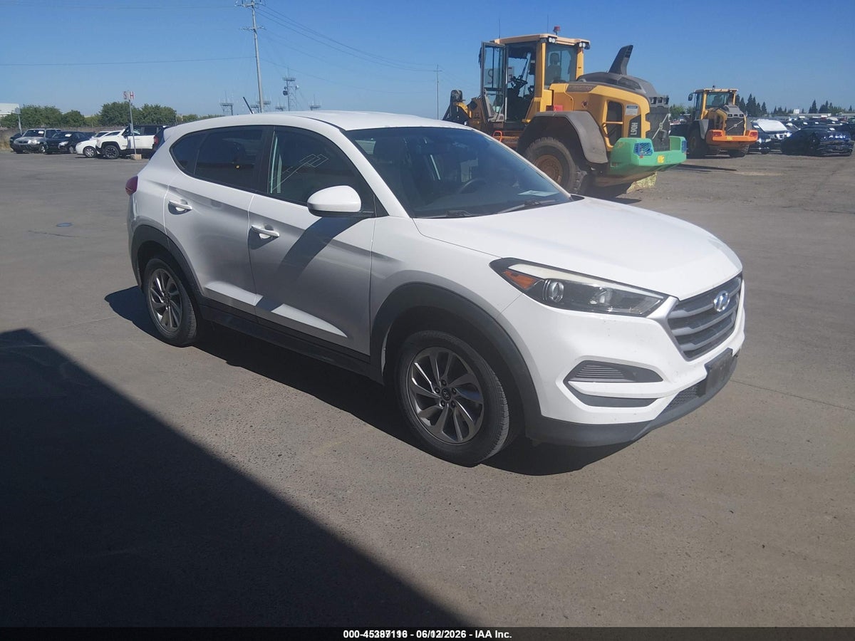 2018 HYUNDAI TUCSON SE