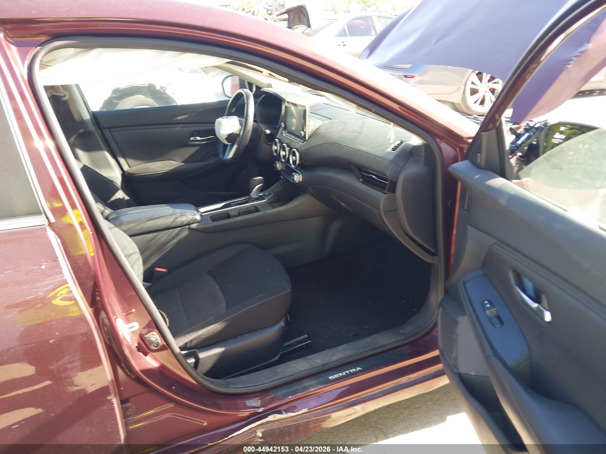 2020 NISSAN SENTRA SV XTRONIC CVT — снимка 5