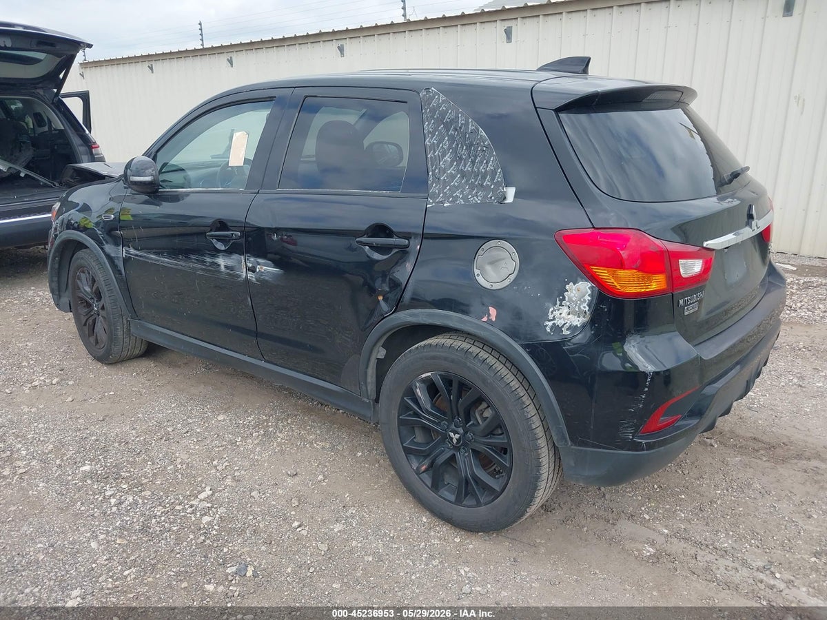 2018 MITSUBISHI OUTLANDER SPORT 2.0 LE — снимка 3