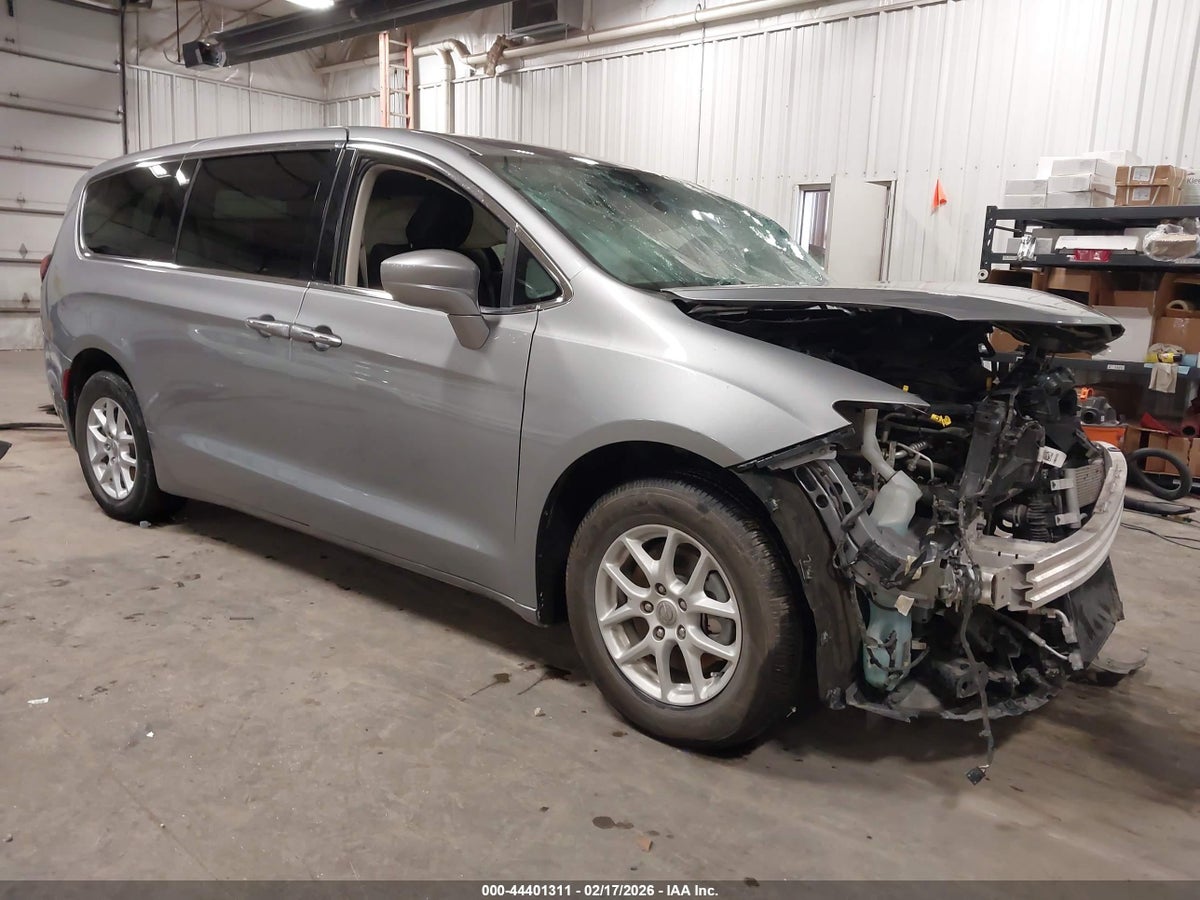 2020 CHRYSLER PACIFICA TOURING