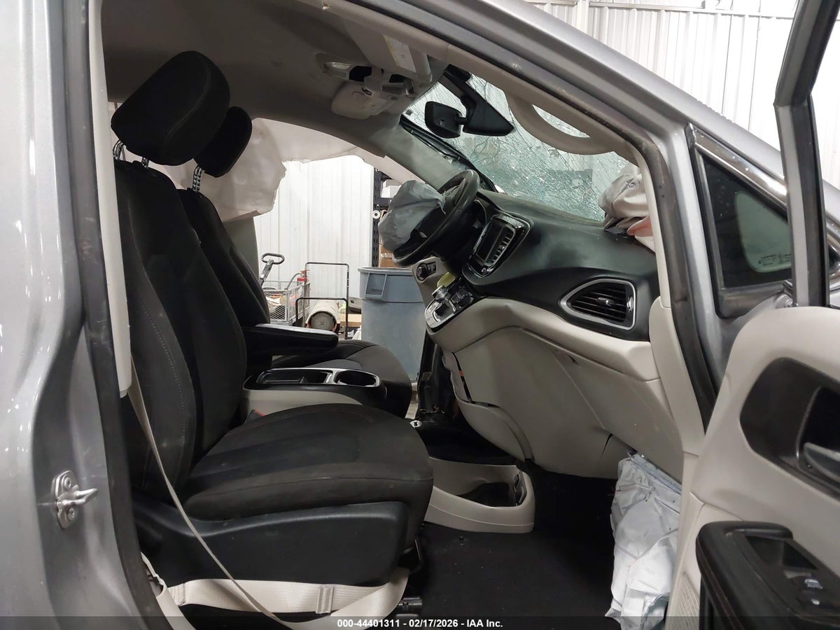 2020 CHRYSLER PACIFICA TOURING — снимка 5