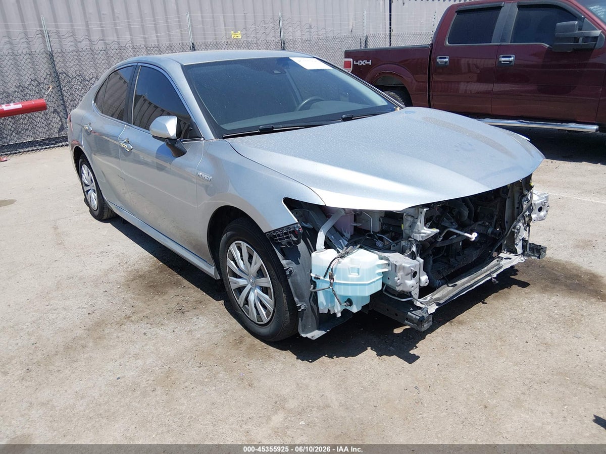 2020 TOYOTA CAMRY LE HYBRID