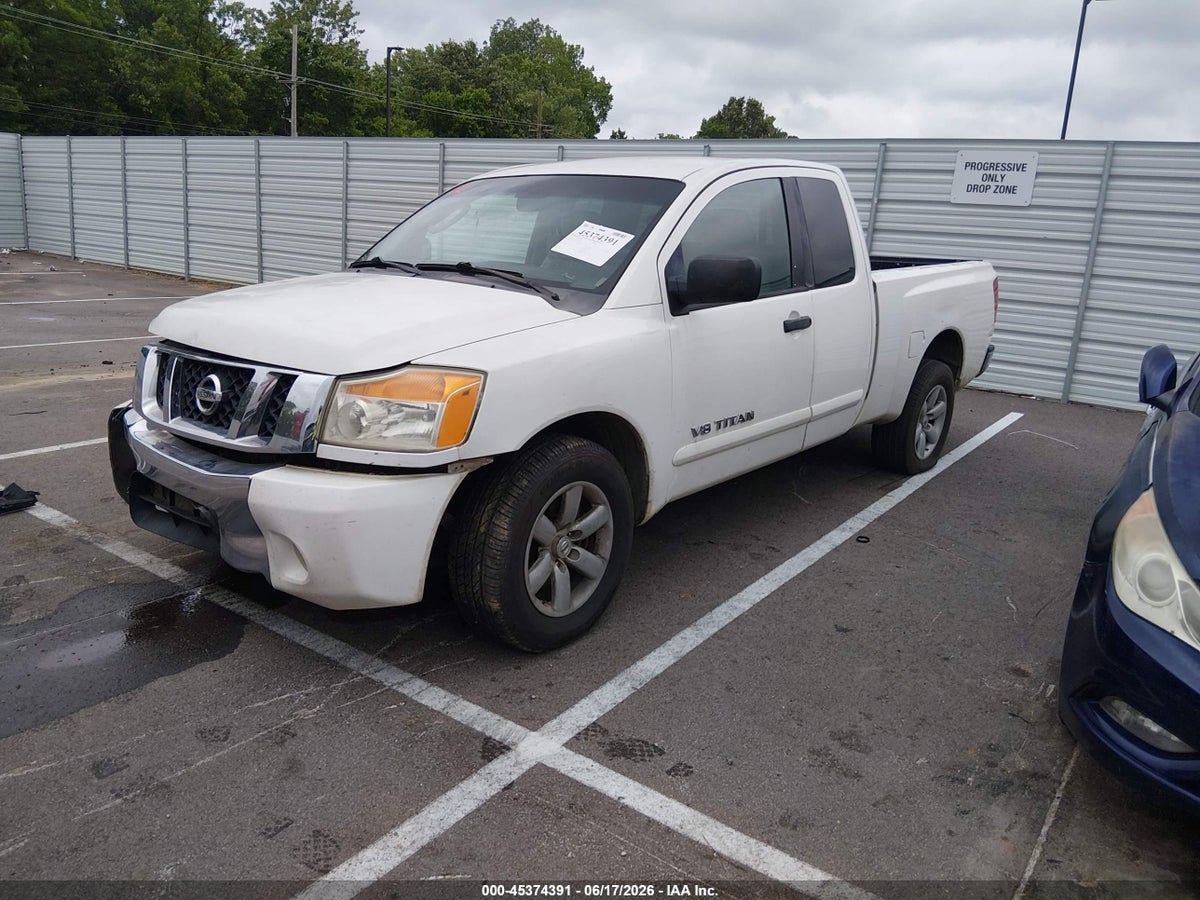 2010 NISSAN TITAN SE — снимка 2
