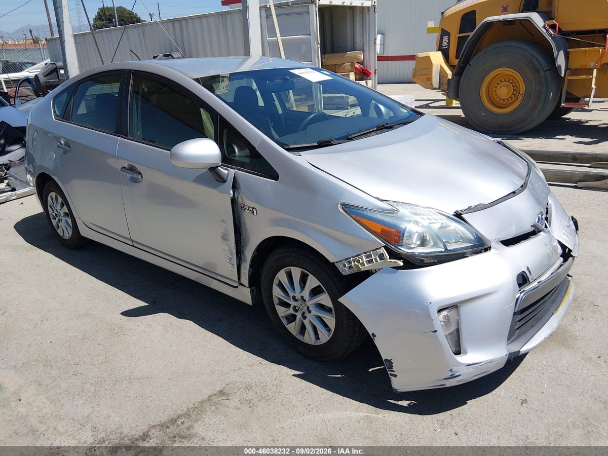 2013 TOYOTA PRIUS PLUG-IN