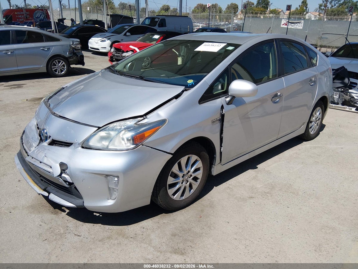 2013 TOYOTA PRIUS PLUG-IN — снимка 2