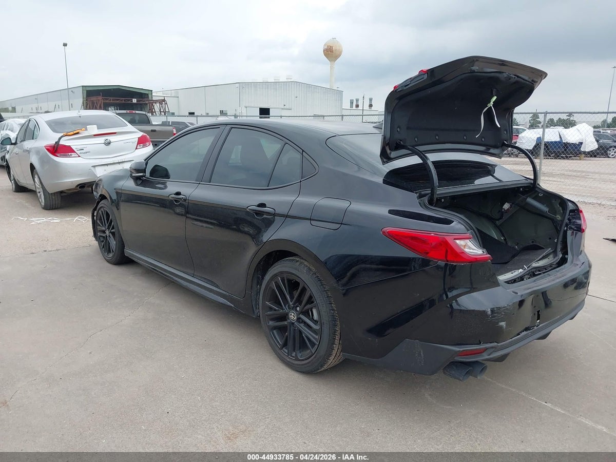 2025 TOYOTA CAMRY SE — снимка 3