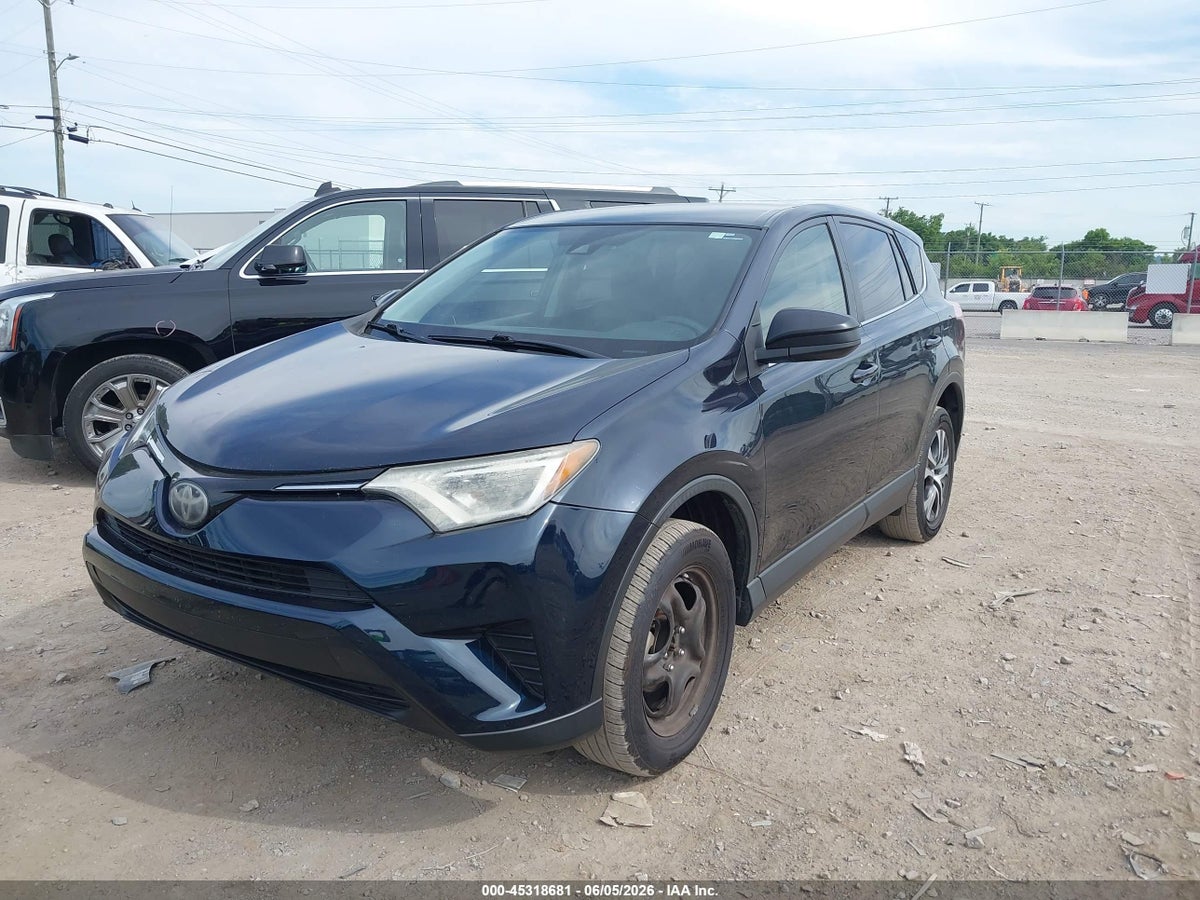 2017 TOYOTA RAV4 LE — снимка 2
