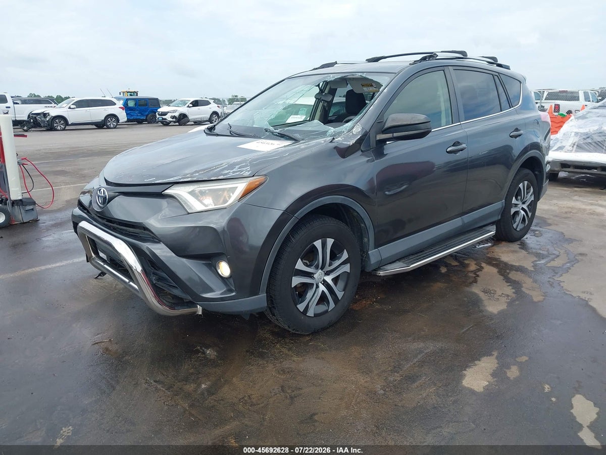2016 TOYOTA RAV4 LE — снимка 2