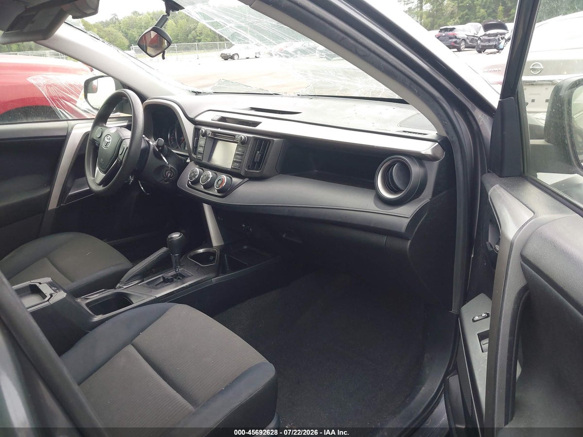 2016 TOYOTA RAV4 LE — снимка 5
