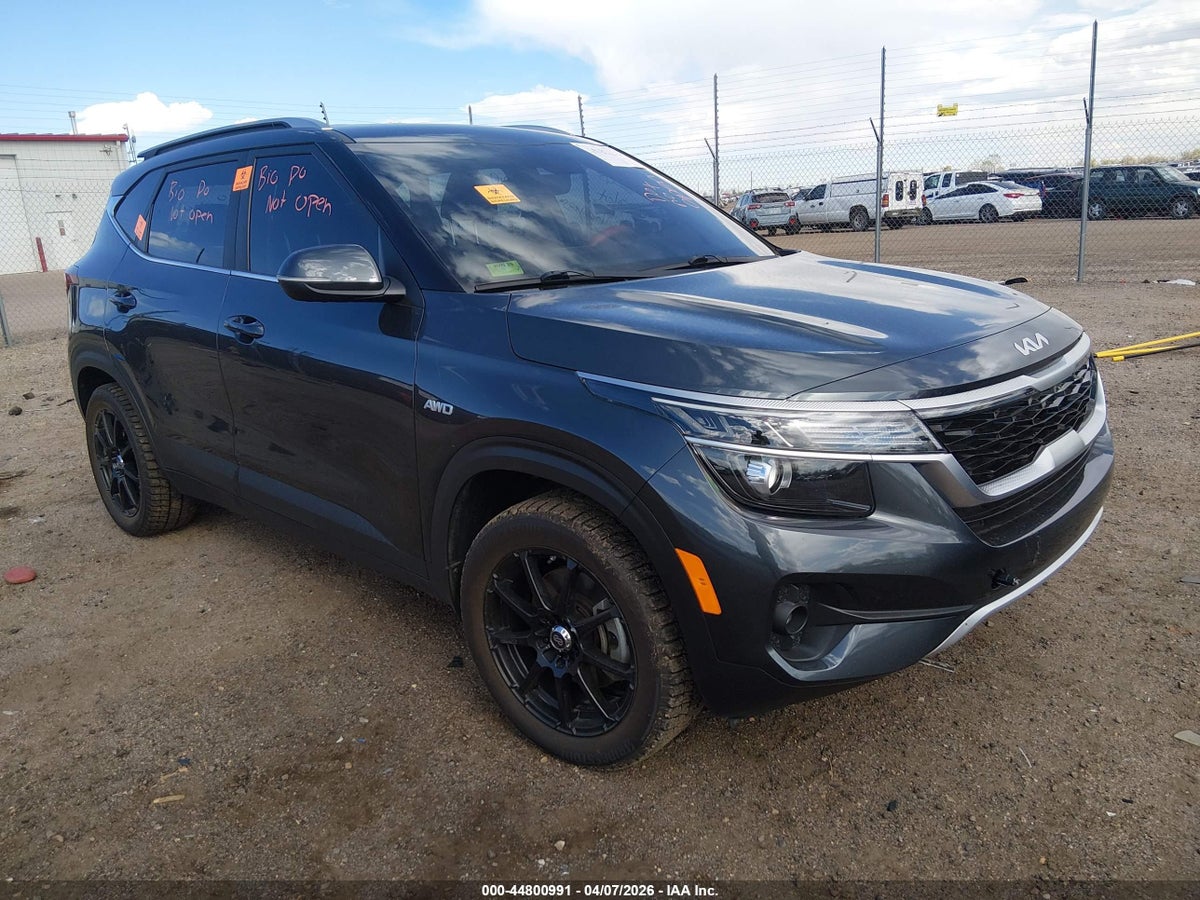 2023 KIA SELTOS S
