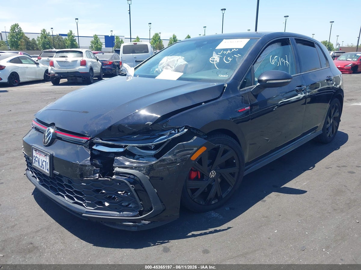 2023 VOLKSWAGEN GOLF GTI 2.0T SE — снимка 2