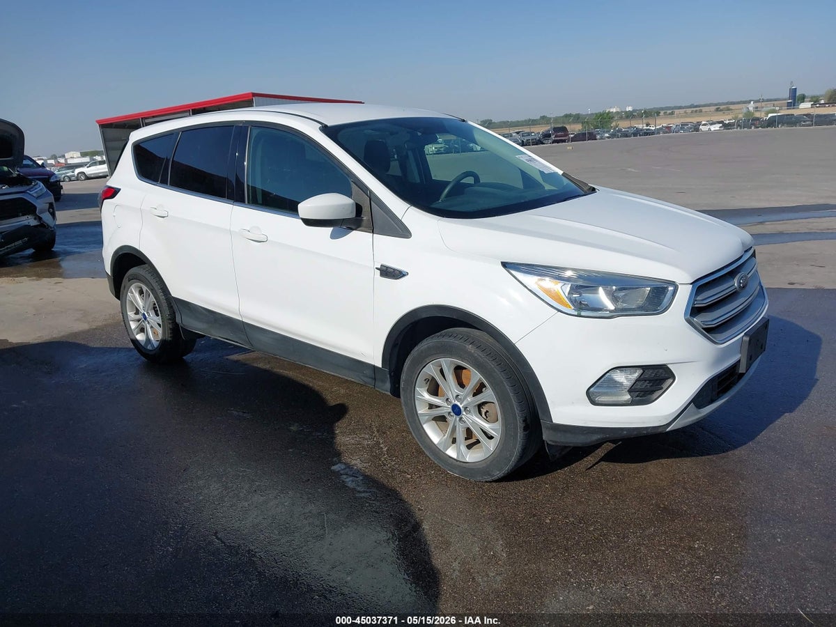 2018 FORD ESCAPE SE