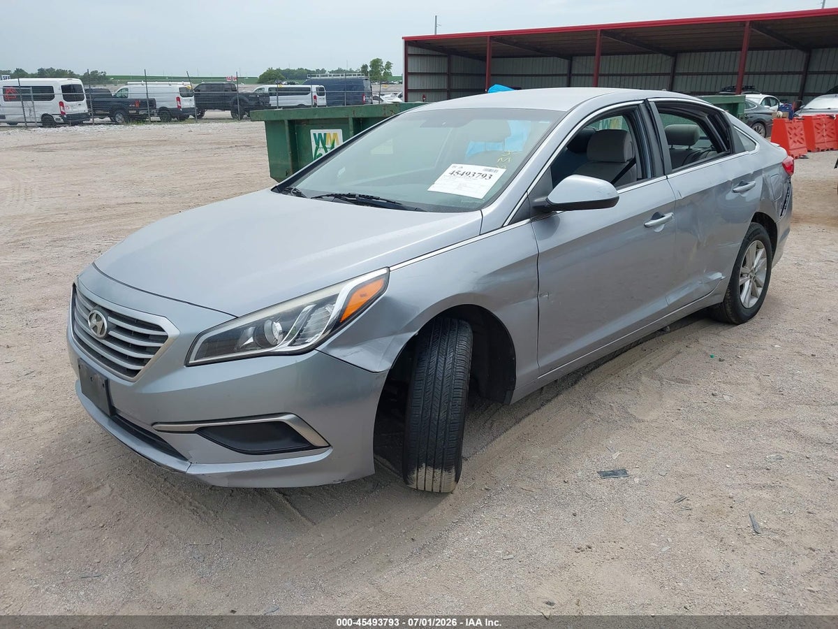 2016 HYUNDAI SONATA SE — снимка 2