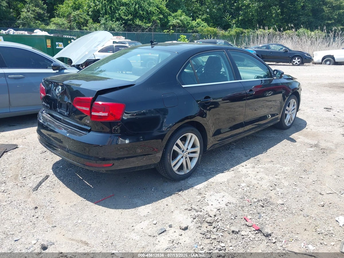 2015 VOLKSWAGEN JETTA 1.8T SEL — снимка 4