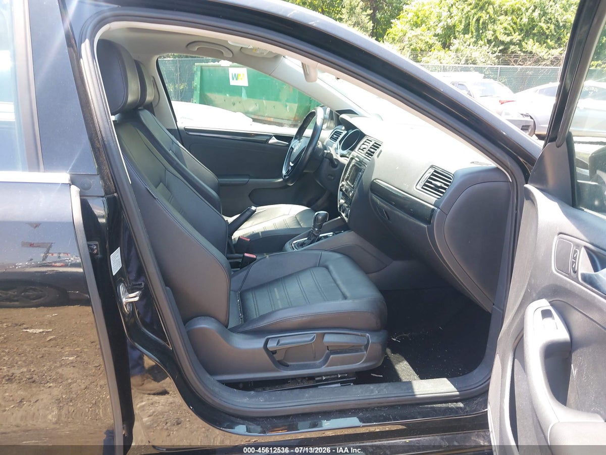 2015 VOLKSWAGEN JETTA 1.8T SEL — снимка 5