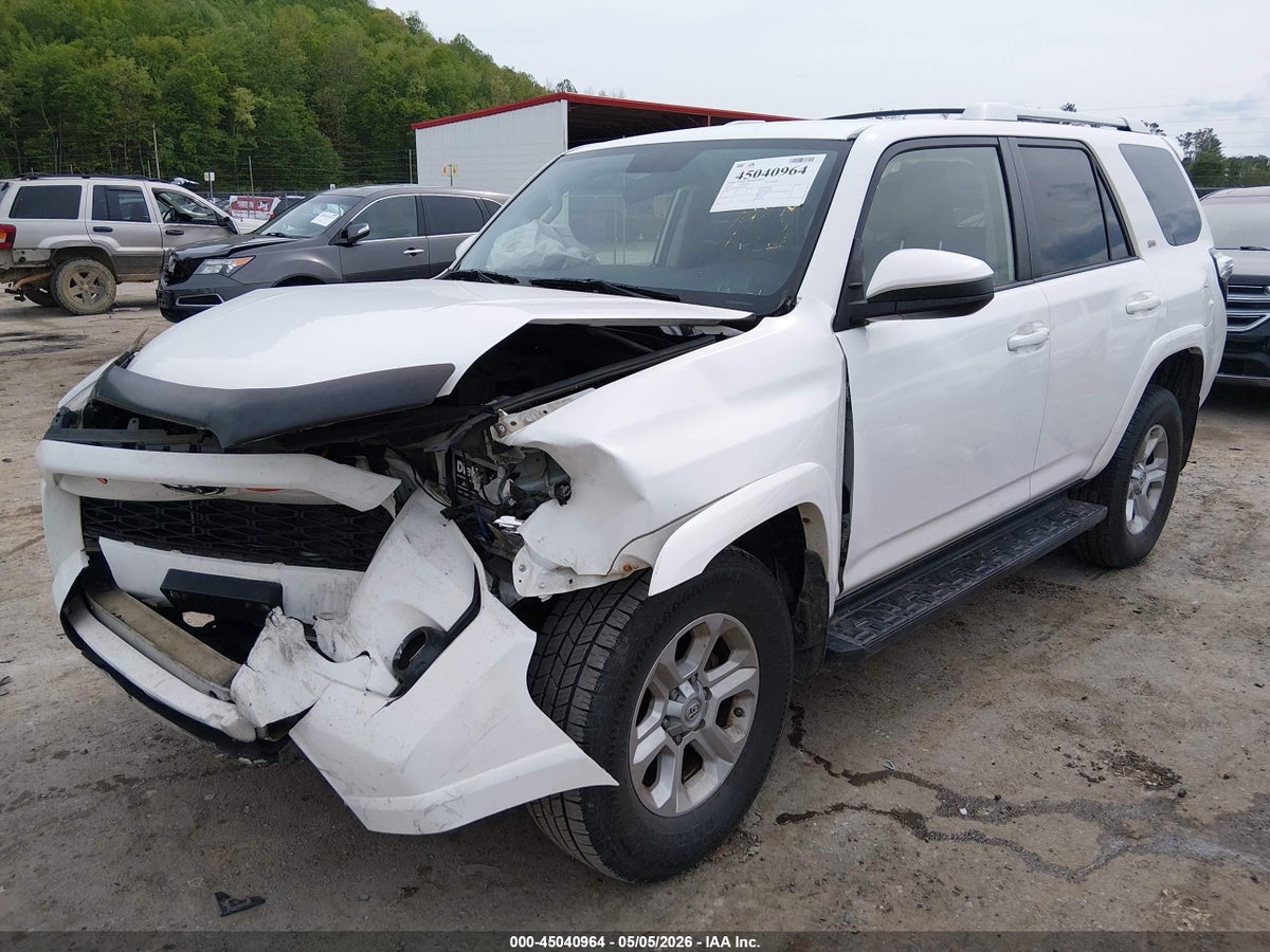 2014 TOYOTA 4RUNNER SR5 — снимка 2