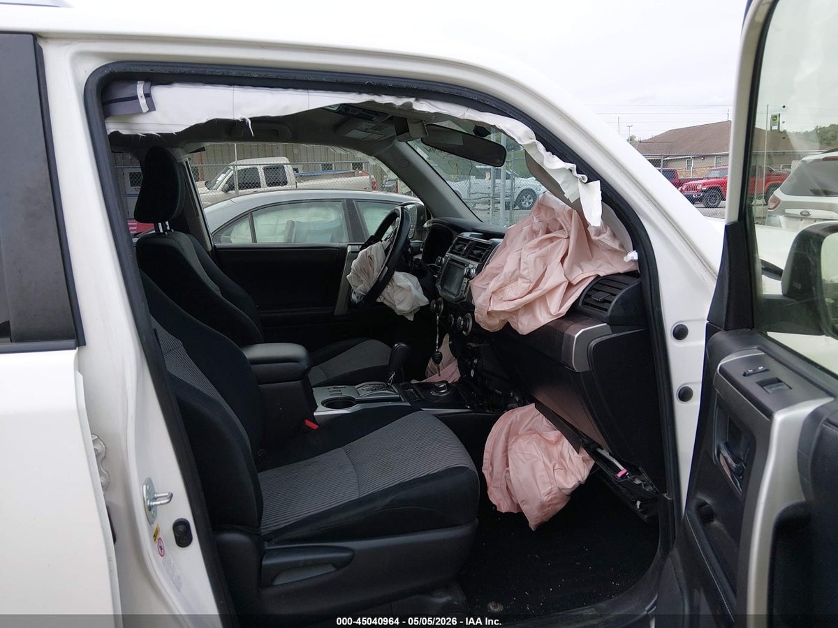 2014 TOYOTA 4RUNNER SR5 — снимка 5