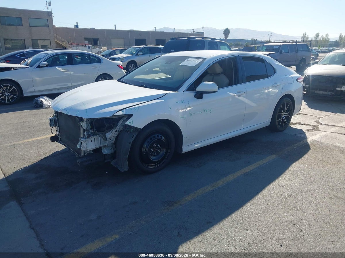 2018 TOYOTA CAMRY LE — снимка 2