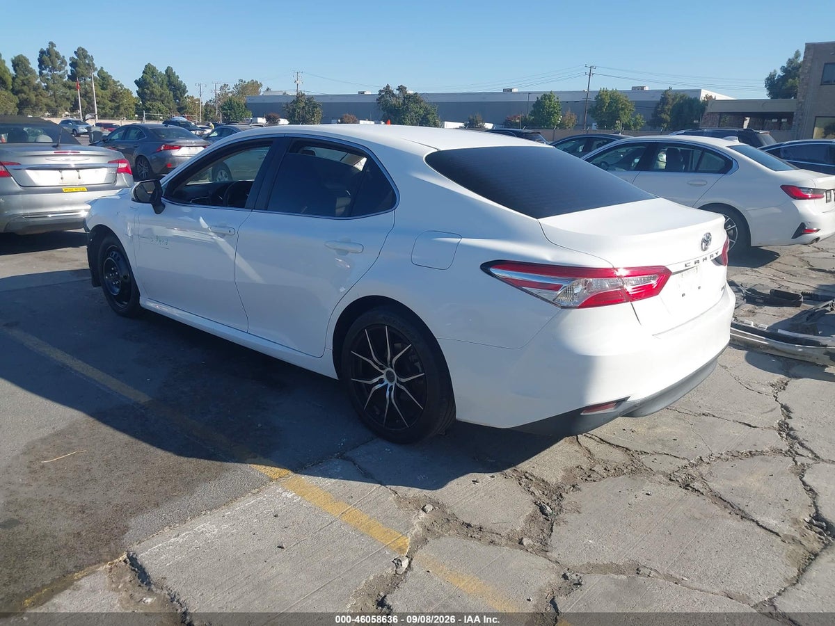 2018 TOYOTA CAMRY LE — снимка 3