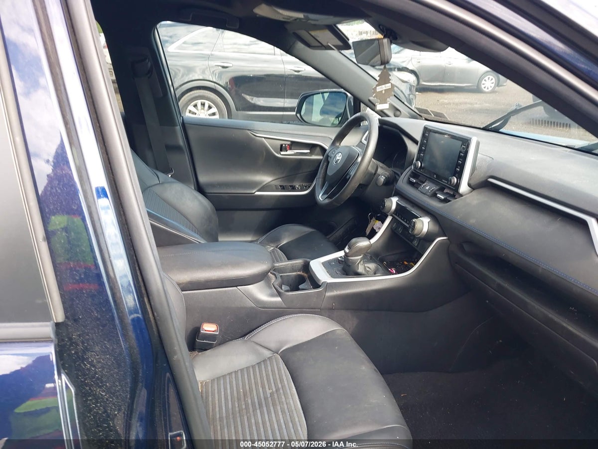 2021 TOYOTA RAV4 HYBRID XSE — снимка 5