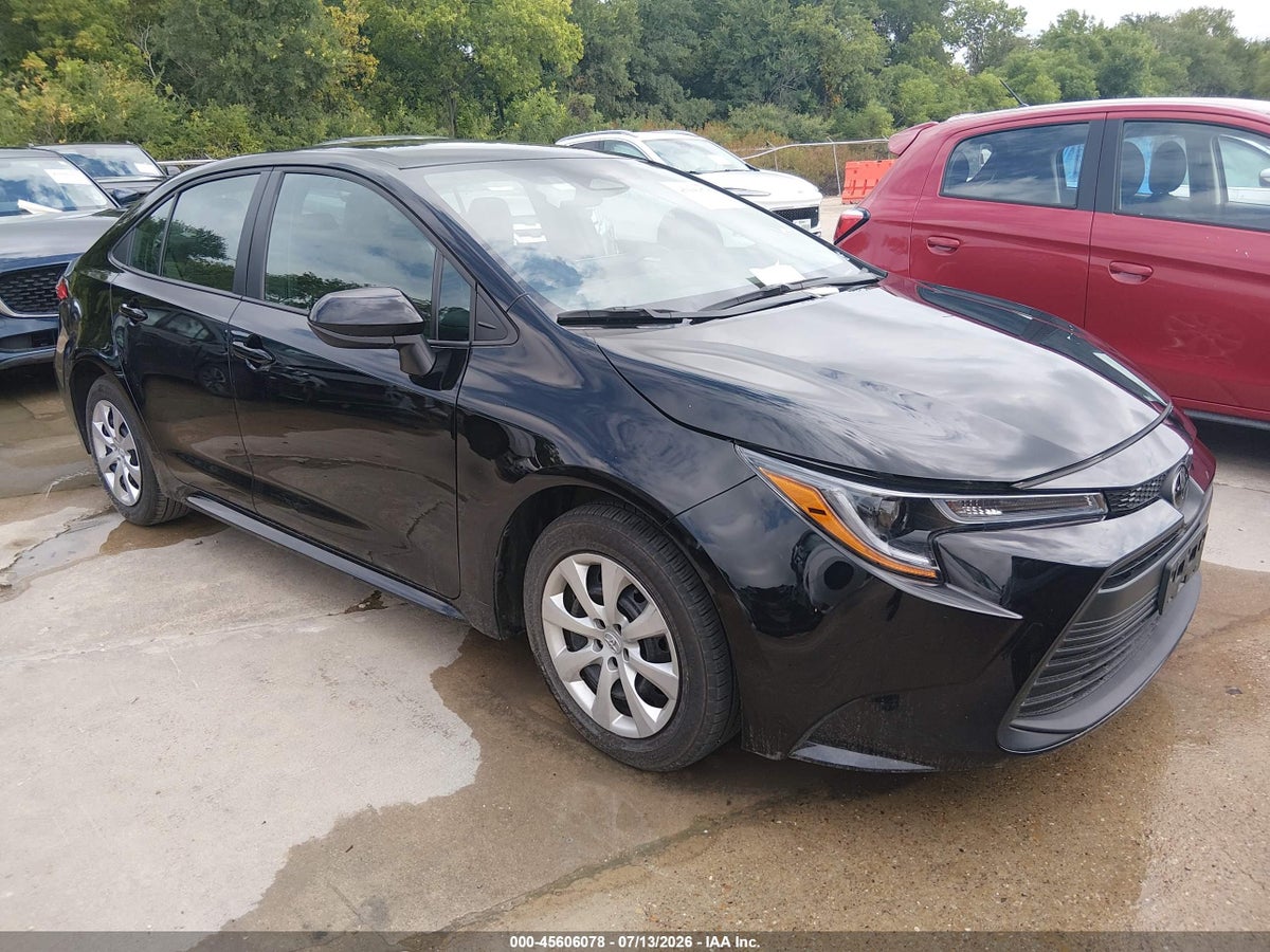 2025 TOYOTA COROLLA LE