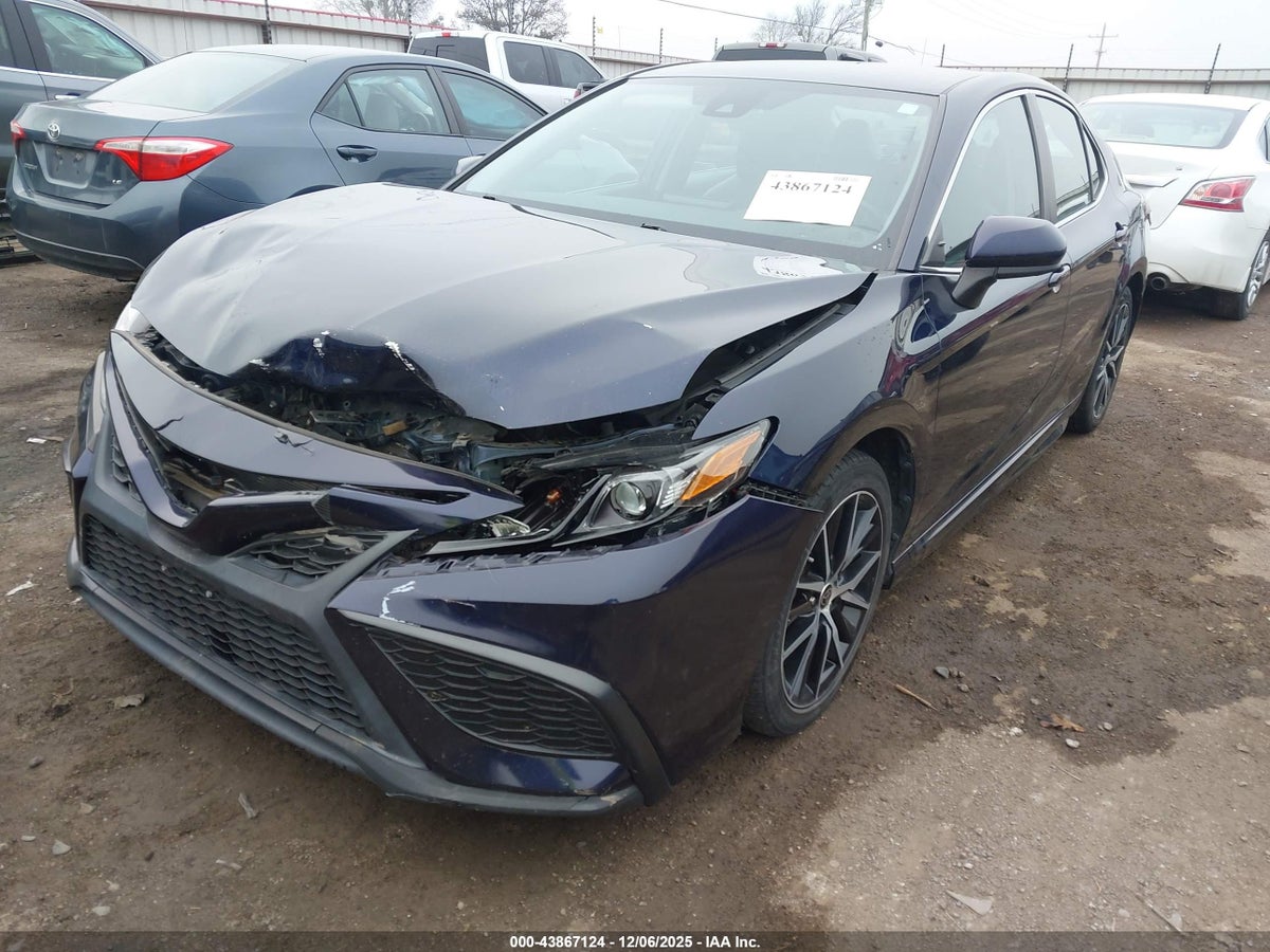 2021 TOYOTA CAMRY SE — снимка 2